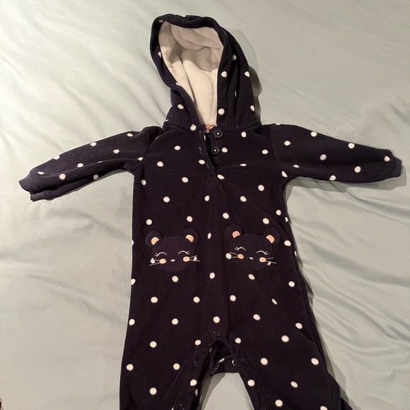 Carter’s full body sweater romper - Picture 1 of 4